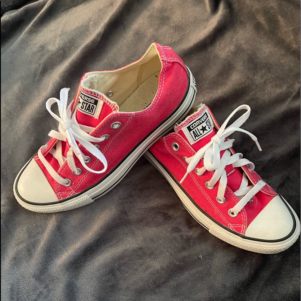 Hot Pink Converse Low Tops-Size 8
